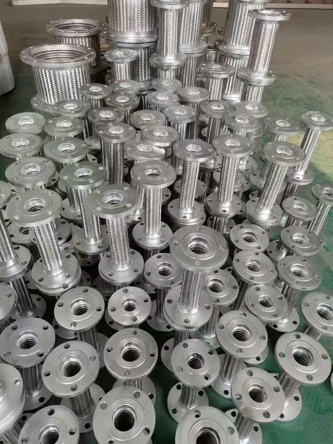 成品車間   不鏽鋼波紋管