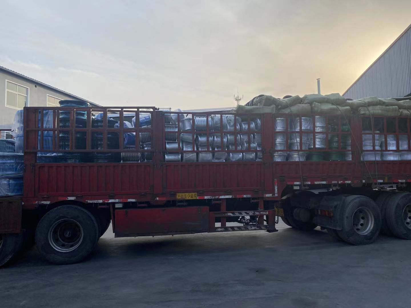 發往成都的貨車
